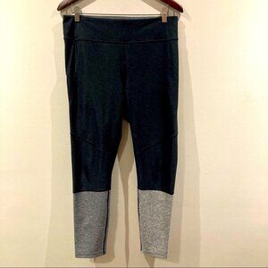 OUTDOOR  VOICES Sz XL High Rise Colour Block Card Pocket